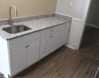 134 E Washington Street - Photo Thumbnail 11
