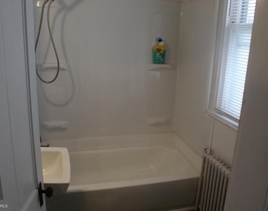 134 E Washington Street - Photo Thumbnail 7
