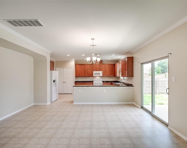 123 Mancos Dr - Photo Thumbnail 8