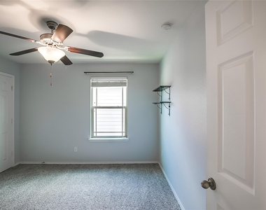 123 Mancos Dr - Photo Thumbnail 22