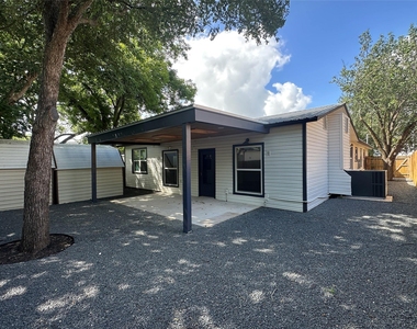 908 Plateau Cir - Photo Thumbnail 23