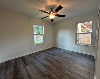 908 Plateau Cir - Photo Thumbnail 16