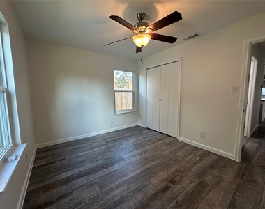 908 Plateau Cir - Photo Thumbnail 17