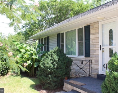 5409 75th Avenue - Photo Thumbnail 21
