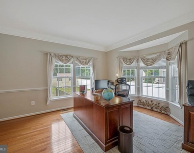 1117 Horizon View Place - Photo Thumbnail 23