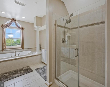 1117 Horizon View Place - Photo Thumbnail 37