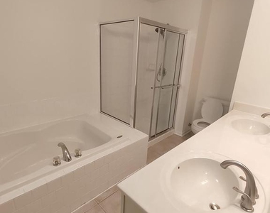 16604 Eastview Terrace - Photo Thumbnail 28