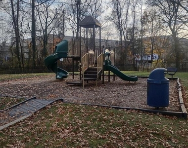 16604 Eastview Terrace - Photo Thumbnail 8