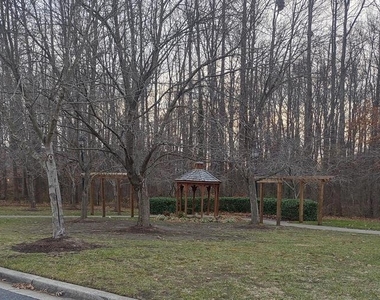 16604 Eastview Terrace - Photo Thumbnail 29