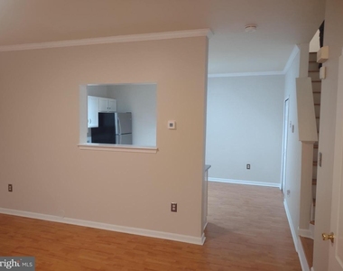 16604 Eastview Terrace - Photo Thumbnail 11