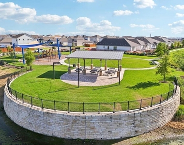 2086 Alice Jay Way - Photo Thumbnail 38