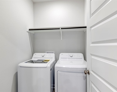 2086 Alice Jay Way - Photo Thumbnail 30