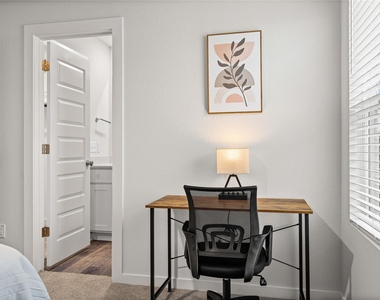 2086 Alice Jay Way - Photo Thumbnail 21