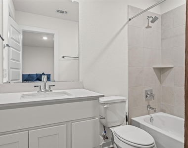 2086 Alice Jay Way - Photo Thumbnail 22