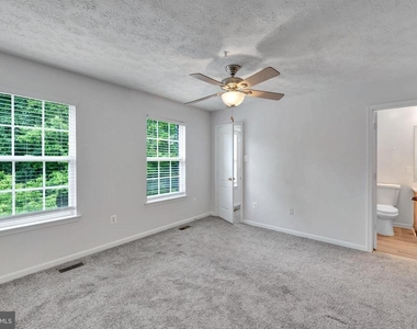 2406 Lemontree Lane - Photo Thumbnail 27