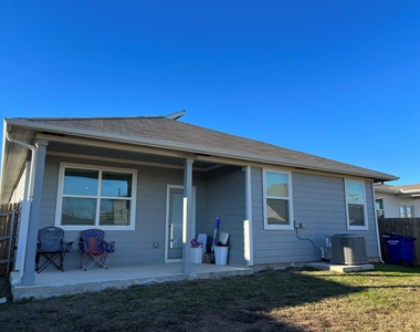 14213 Cantarra Dr - Photo Thumbnail 17