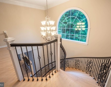 10805 Glen Road - Photo Thumbnail 26