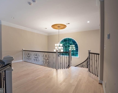 10805 Glen Road - Photo Thumbnail 25