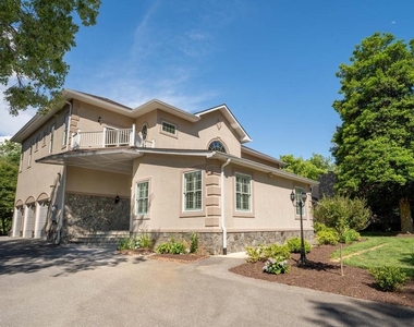 10805 Glen Road - Photo Thumbnail 8