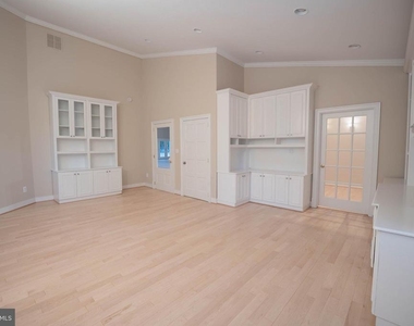 10805 Glen Road - Photo Thumbnail 37