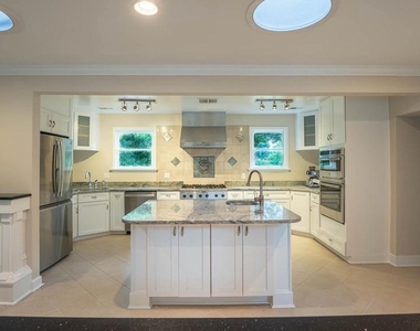 10805 Glen Road - Photo Thumbnail 19