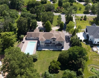 10805 Glen Road - Photo Thumbnail 10
