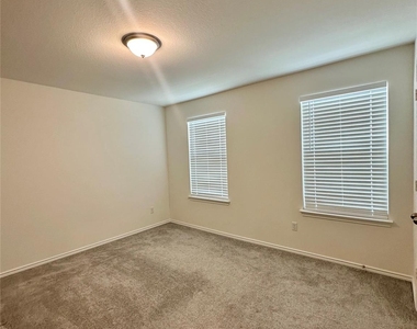 4406 Venticano Pl - Photo Thumbnail 21