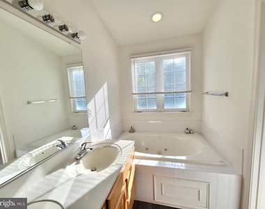 13115 Rosebay Drive - Photo Thumbnail 19