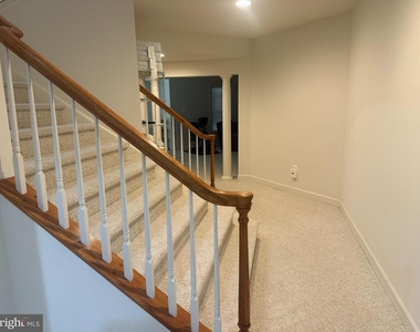 7505 Redland Park Place - Photo Thumbnail 13