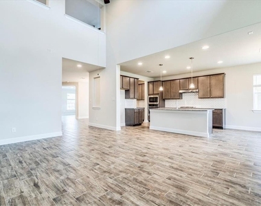 6513 Folsom Ave - Photo Thumbnail 7