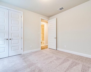 6513 Folsom Ave - Photo Thumbnail 22