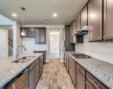 6513 Folsom Ave - Photo Thumbnail 5