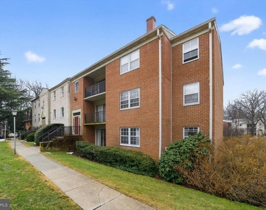 868 College Parkway - Photo Thumbnail 1