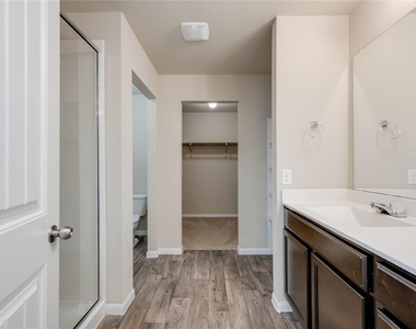 2908 Tilmon Ln - Photo Thumbnail 17