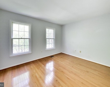 991 Farm Haven Drive - Photo Thumbnail 36