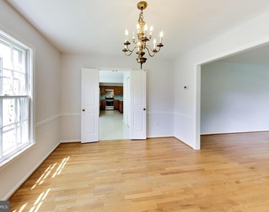 991 Farm Haven Drive - Photo Thumbnail 10