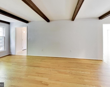 991 Farm Haven Drive - Photo Thumbnail 19