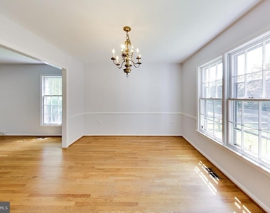 991 Farm Haven Drive - Photo Thumbnail 11