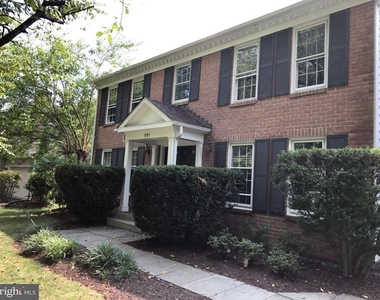 991 Farm Haven Drive - Photo Thumbnail 3