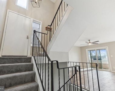 9861 Lake Shore Drive - Photo Thumbnail 2