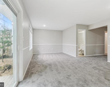 9861 Lake Shore Drive - Photo Thumbnail 25