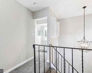 9861 Lake Shore Drive - Photo Thumbnail 14