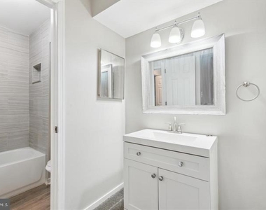9861 Lake Shore Drive - Photo Thumbnail 27