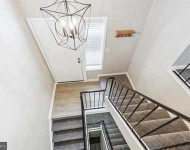 9861 Lake Shore Drive - Photo Thumbnail 4