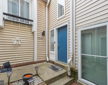 9861 Lake Shore Drive - Photo Thumbnail 1