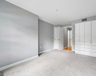 7919 Foxcrest Court - Photo Thumbnail 25