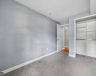 7919 Foxcrest Court - Photo Thumbnail 32