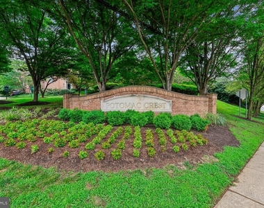7919 Foxcrest Court - Photo Thumbnail 36