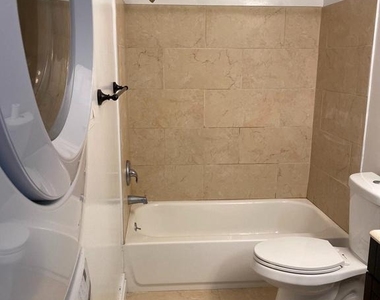11767 Carriage House Drive - Photo Thumbnail 13