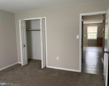 11767 Carriage House Drive - Photo Thumbnail 10